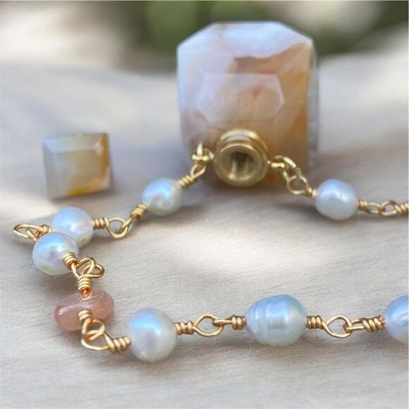 NWOT New Aviva Stanoff Lux Tribe Peach/Brown Sakura Agate Bottle Necklace - Picture 2 of 5